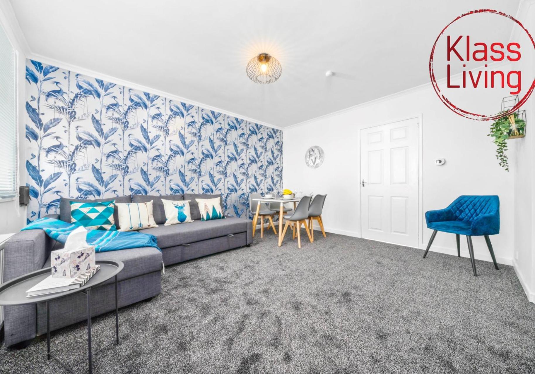 West End House By Klass Living Bellshill Bagian luar foto